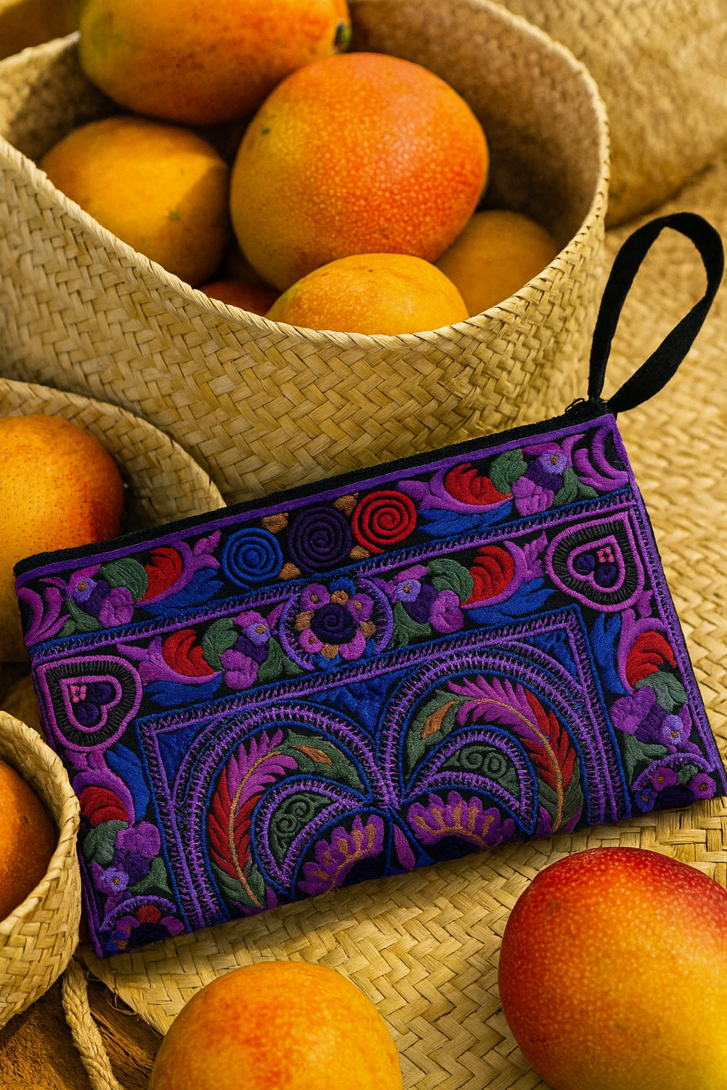 Pochette tailandese in fiore
