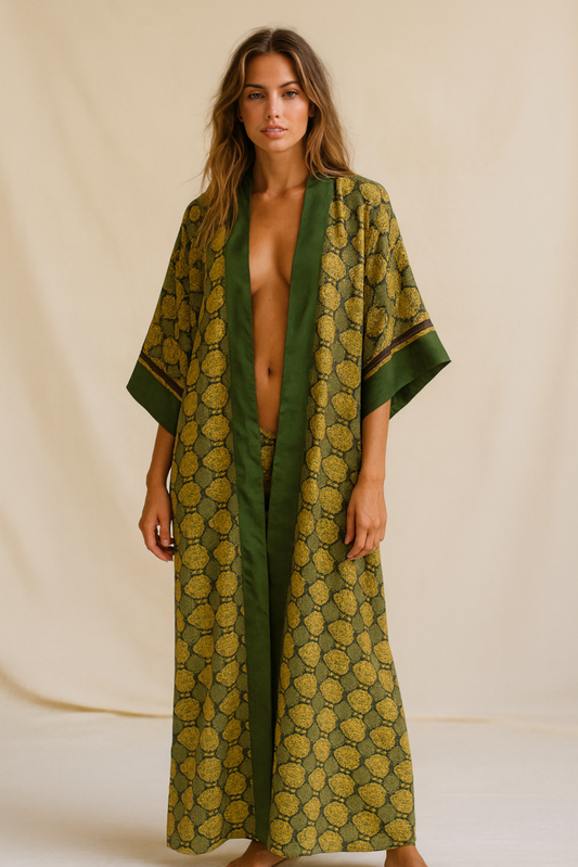 Kimono di loto dorato