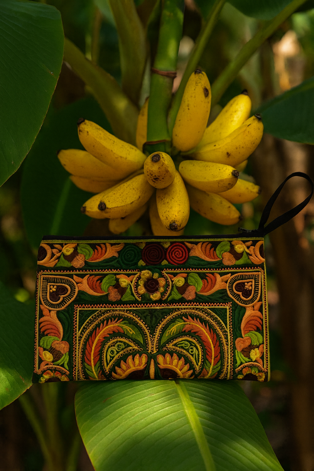 Pochette tailandese in fiore