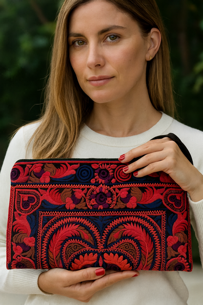 Pochette tailandese in fiore
