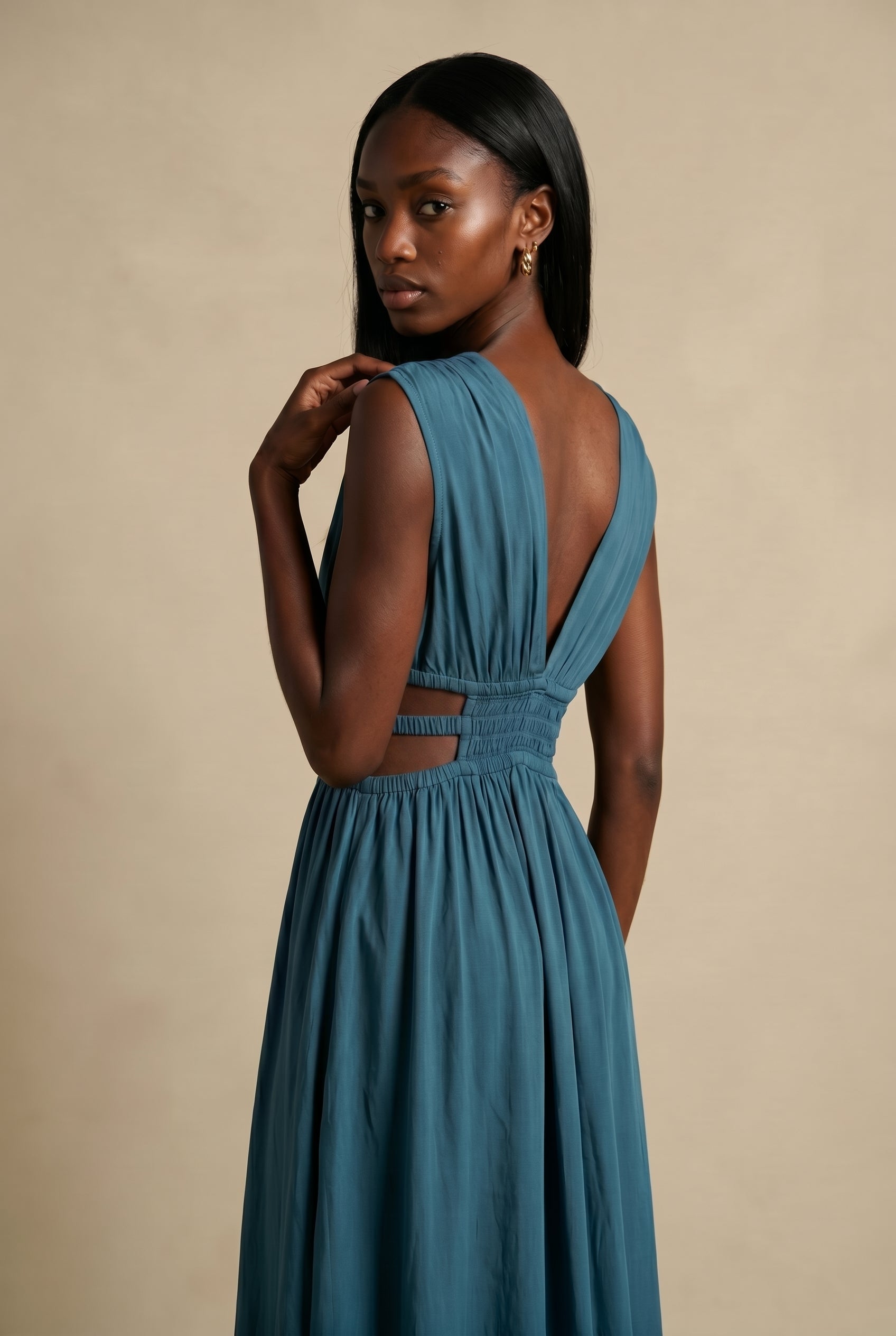 noir-viscose-maxi-dress_1780935995.jpg